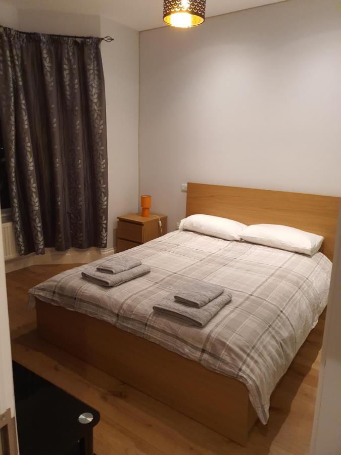 Erith Daniari Guest Rooms الغرفة الصورة